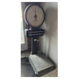 Ant. Fairbanks Round Face Platform Scales
