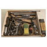 lot Wrenches/Sockets/Collars/Reseater/others