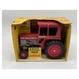 1/16 Massey Ferguson 1080 w/ Cab in Box - Ertl