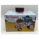 1/16 & 1/64 2001 Toy Farmer JD 4520