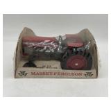 1/16 Massey Ferguson 175 in Bubble Box - Ertl