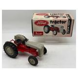 1/12 Ford Jubilee in Box - Product Miniature