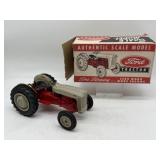 1/12 Ford Jubilee in Box - Product Miniature