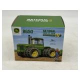 1/64 2016 Toy Farmer John Deere 8651