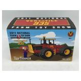 1/32 2011 Toy Farmer Versatile 935