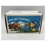 1/16 1990 Toy Farmer Case 800