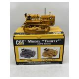 1/16 Caterpillar Thirty Track Tractor