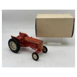 1/16 Alllis Chalmers D 17 in Plain Box - Ertl