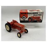 1/6 Allis Chalmers D 17 in Box - Ertl