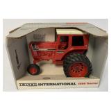 Ertl International 1566 Tractor Special Edition