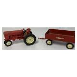 2 pcs- Ertl IH Tractor & Wagon