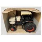Ertl Case 2594 Tractor with Cab