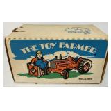 Ertl Toy Farmer Allis-Chalmers D19 Tractor