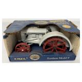 Ertl Fordson Model F Special Edition Tractor