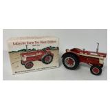 Ertl International 560 Demonstrator Tractor