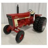 Scale Models International 1066 Farmall Tractor