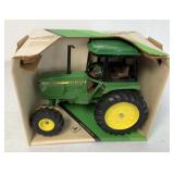 Ertl John Deere 2550 Tractor