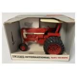 Ertl International Hydro 100 ROPS Tractor