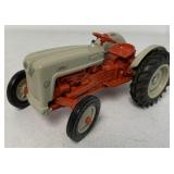 Ertl Ford 1986 Special Edition Tractor