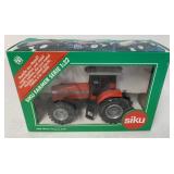 Siku Massey-Ferguson 9240 Tractor