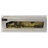 SpecCast New Holland Die Cast Truck & Trailer