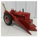 Scale Models IH Farmall M w/ Cornpicker