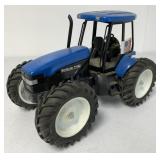 Scale Models New Holland TV140 Tractor