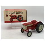 1/16 IH 240 Utility in Box - Eska