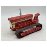 1/16 International 340 Crawler