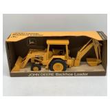 1/16 John Deere Backhoe in Box