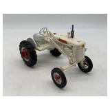 1/16 Farmall A Demonstrator - Freheit