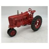 1/16 Farmall 400 - Eska