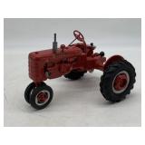 1/16 Farmall B - Freheit