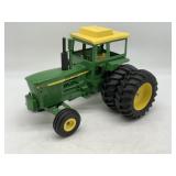 1/16 John Deere 6030 w/ Duals & Cab - Custom