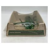 1/16 John Deere Carry Scraper in Bubble Box - Ertl