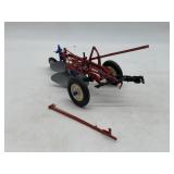1/16 IH Litle Genius Plow by Riecke