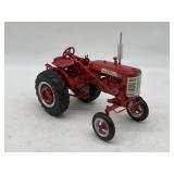 1/16 Farmall 130 by Freheit