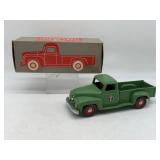 International Pickup Truck by Product Miniature