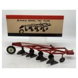 1/16 International Cast Wheel Plow in Box - Eska