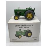 1/16 John Deere Model R by Stephan