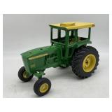 1/16 John Deere 4020 w/ Cab - C&M