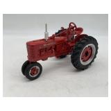 1/16 Farmall H - Freheit