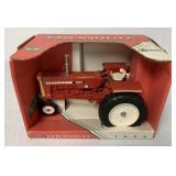 1/16 Ertl Cockshutt 1655 Tractor