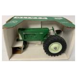 Spec-Cast Oliver 880 Tractor
