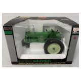 1/16 SpecCast Oliver 1959 880 Gas Tractor