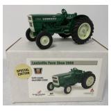 1/16 Scale Models Oliver 1355 Tractor & Box
