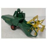 Oliver Grain Master Combine Toy