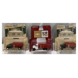 Lot of 3 1/64 Green Light Grain Trucks