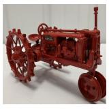 1/16 Scale Models Farmall F-12 Tractor