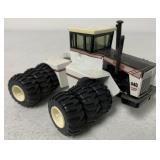 Ertl Big Bud 440 Toy Tractor